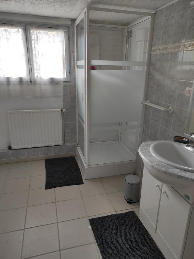 Maison De Village Avec Exterieur Oysonville Kültér fotó