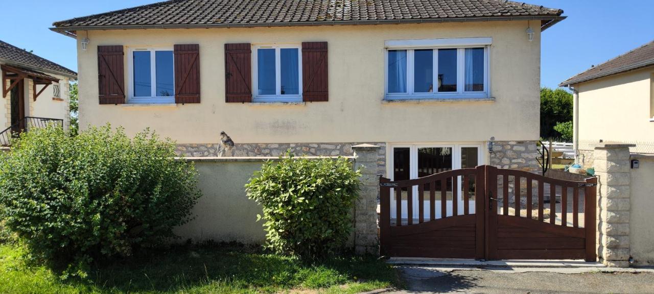 Maison De Village Avec Exterieur Oysonville Kültér fotó