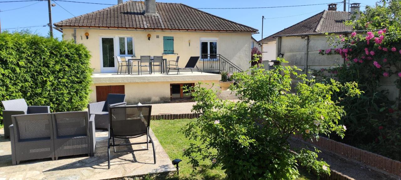 Maison De Village Avec Exterieur Oysonville Kültér fotó
